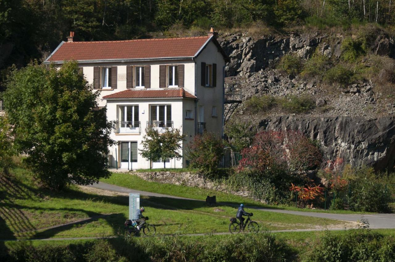 Le Bateau Ivre Villa Fumay Exterior photo